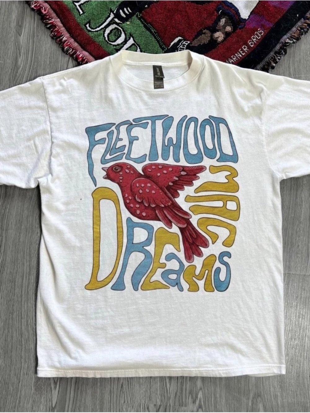Fleetwood Mac Dreams Bird White Graphic Tee – Music Shirt